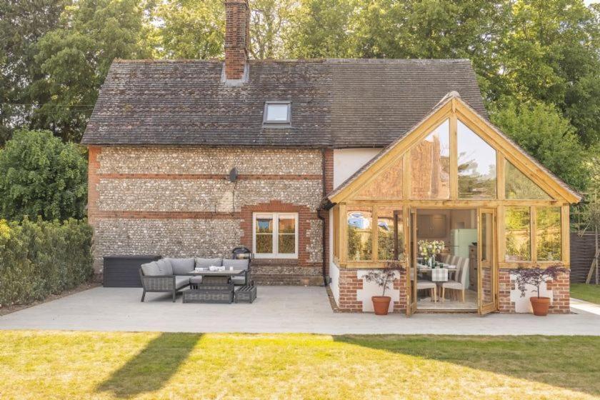 The Old School House Villa Docking Exterior photo