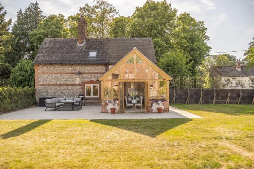 The Old School House Villa Docking Exterior photo